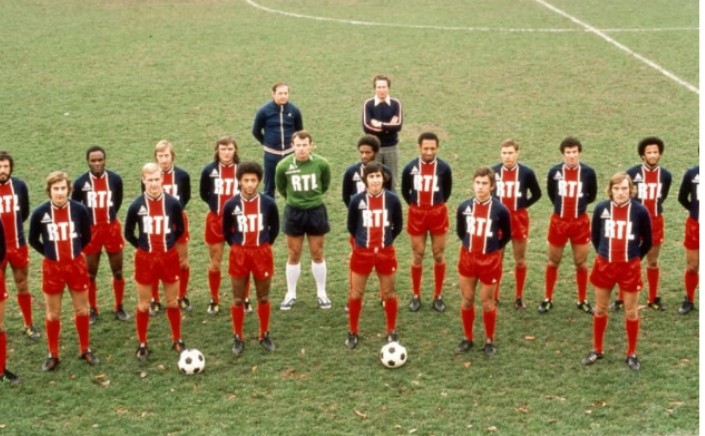 Nawet najpiękniejszy materiał potrzebuje solidnych szwów. Era Daniela Hechtera.