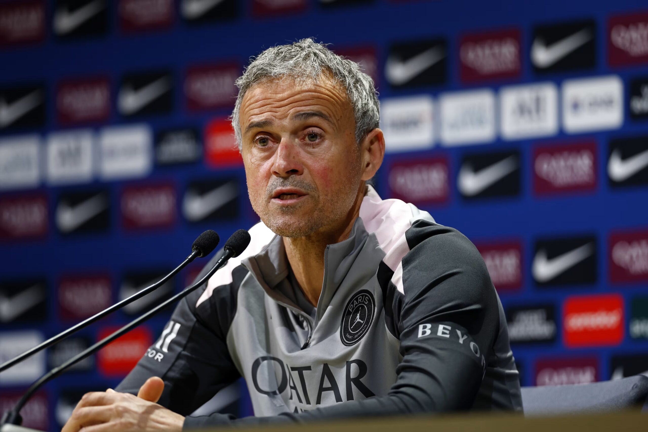 Trener przed spotkaniem z Auxerre