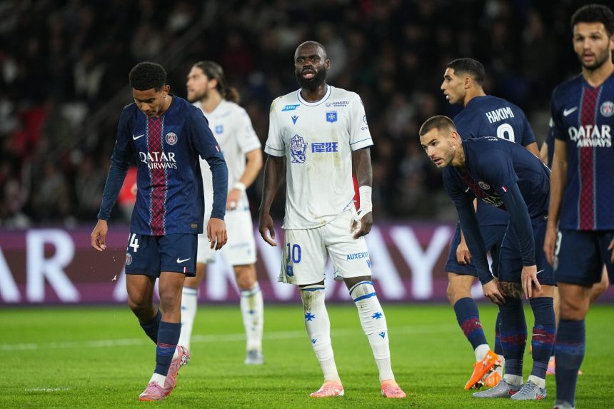 Utrzymać przewagę, zniwelować stratę? – zapowiedź meczu Auxerre vs PSG