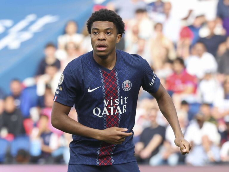 Bayern przekona napastnika PSG?